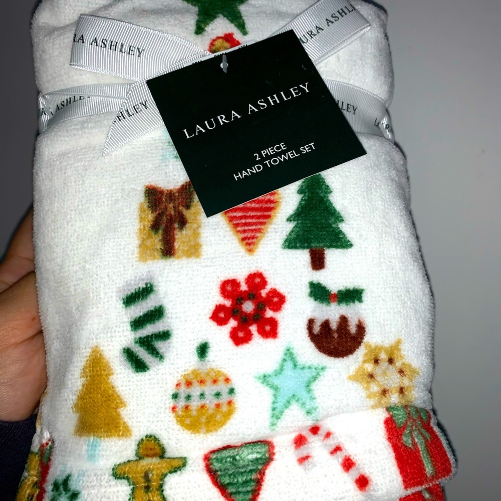 Laura Ashley Kitchen Hand Towels